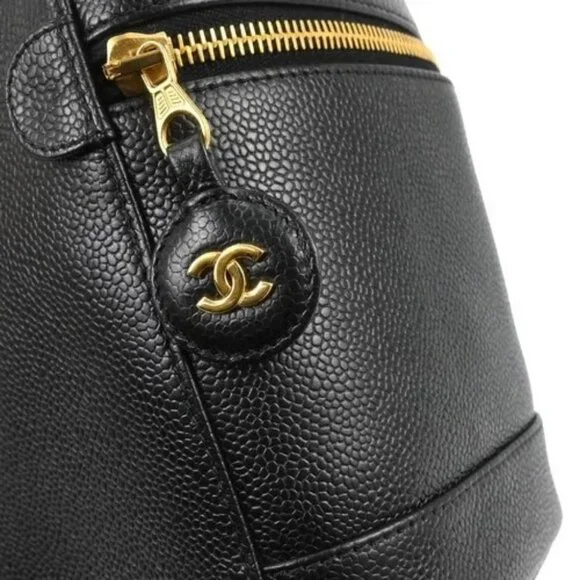 Chanel Black Calfskin Timeless Vanity Handbag 126131 - Picture 7 of 10